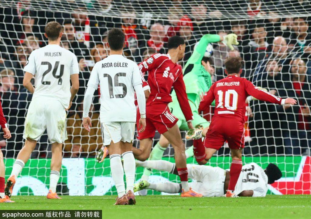 九游游戏中心官网-利物浦发布备战花絮，窗口期回应争议，荷甲任务艰巨，团队化学反应显著的简单介绍